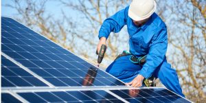 Installation Maintenance Panneaux Solaires Photovoltaïques à Vallerargues